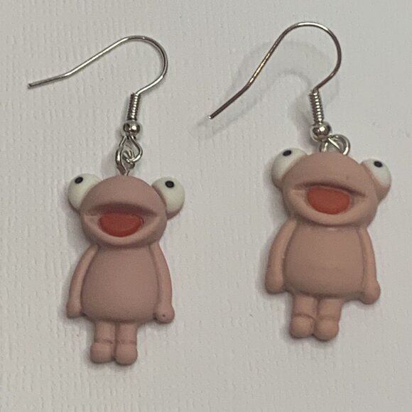 Frog Earring, Gift Idea, Frog Jewelry, Amphibian Earring, Silly Earring, Cute - Picture 4 of 5